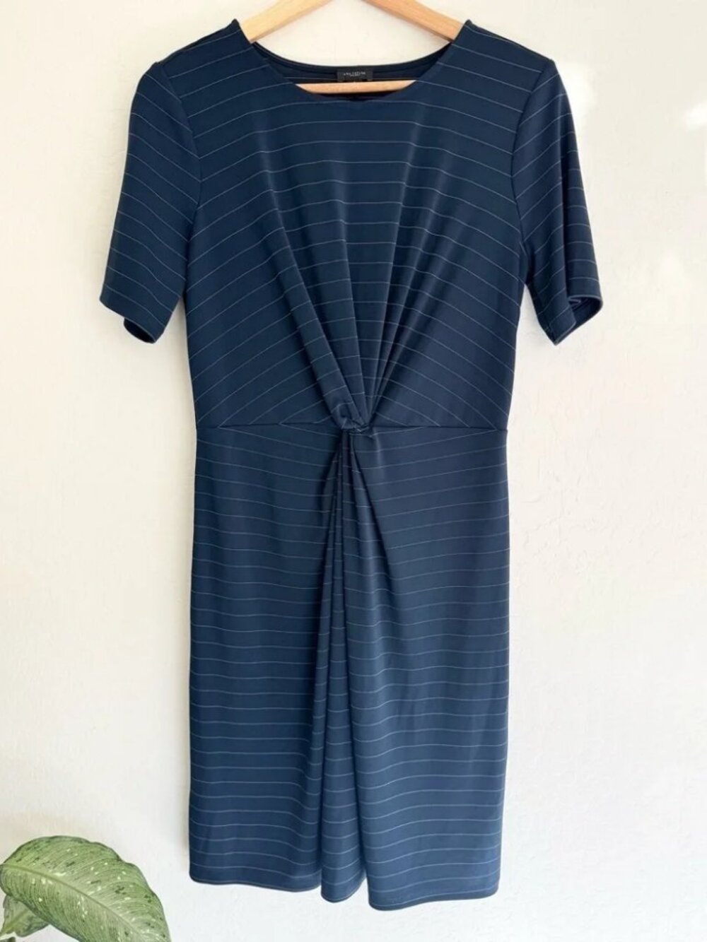 Ann Taylor Factory Blue Striped Twist Front short sleeve Shift Dress Size Medium